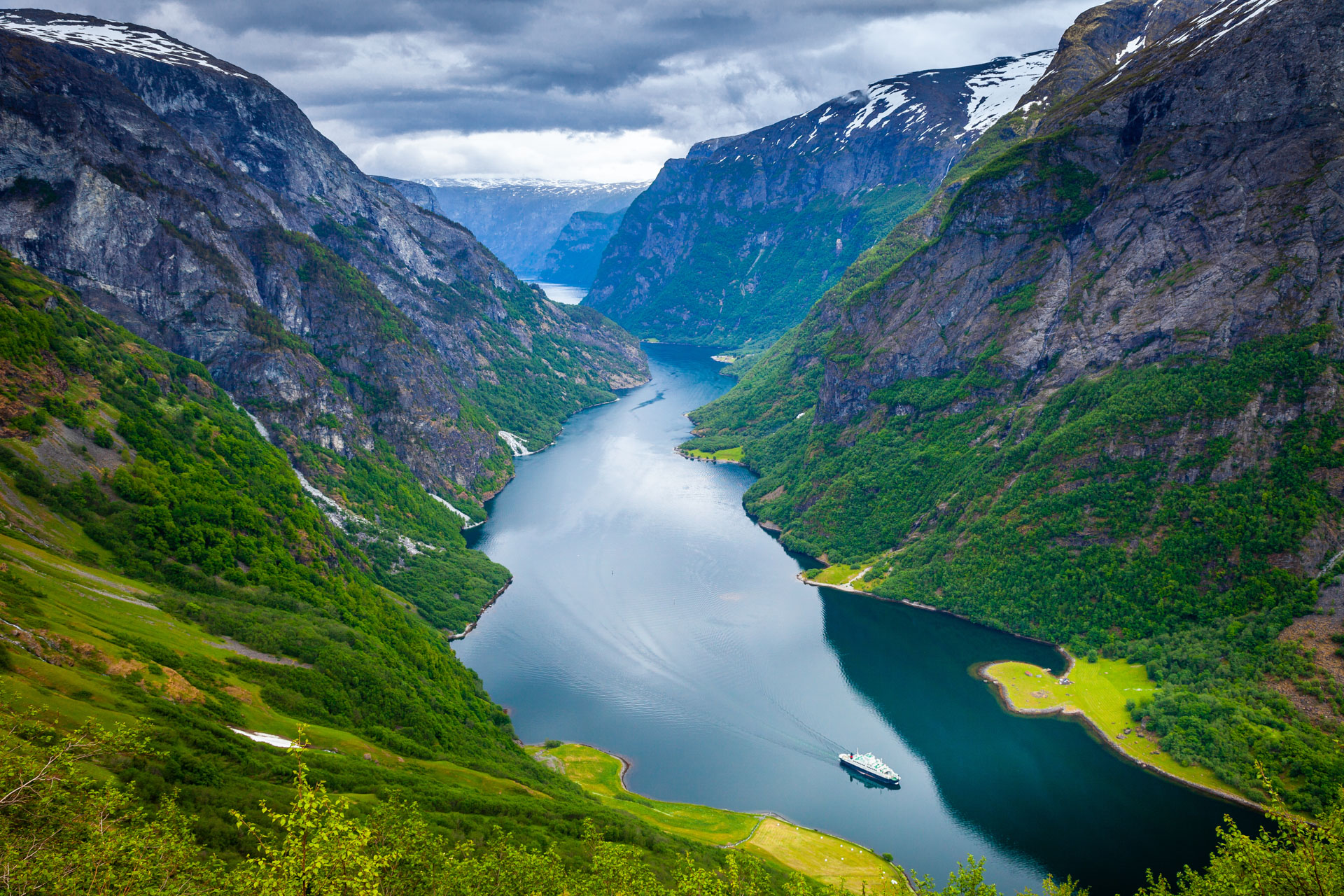 Naeroyfjord