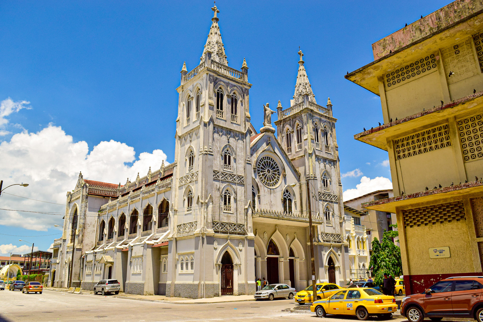 Colon - Catedral